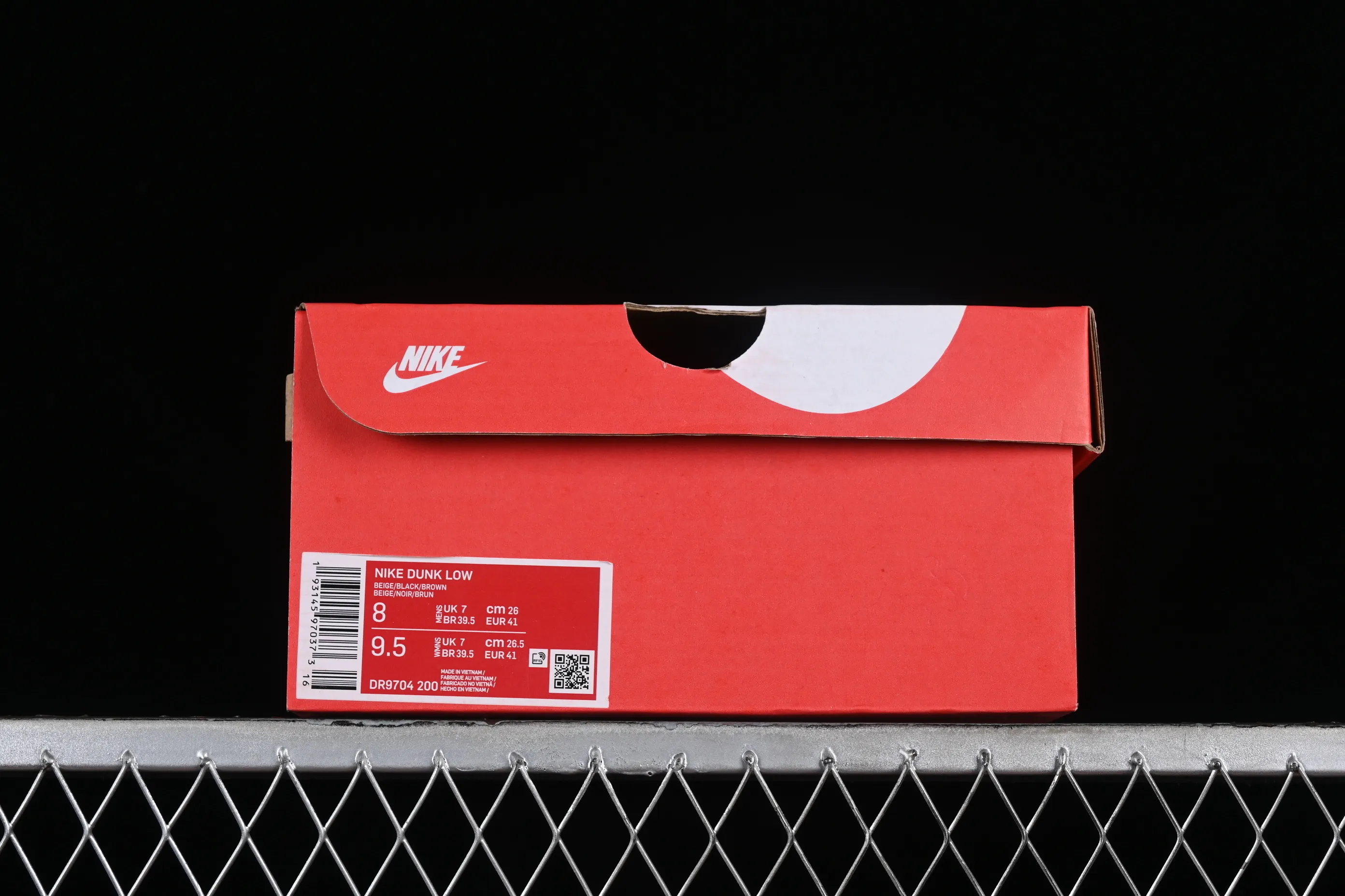 All categories Nk SB Dunk series Nk SB Dunk Low low-top sneakers Nk Dunk Low "Mars Stone" black paper puppet Mocha brown SB strap low-top casual sneakers DR9704-200